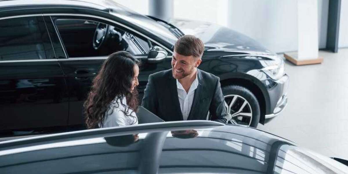 Tips for Finding the Best Car Rental in UAE