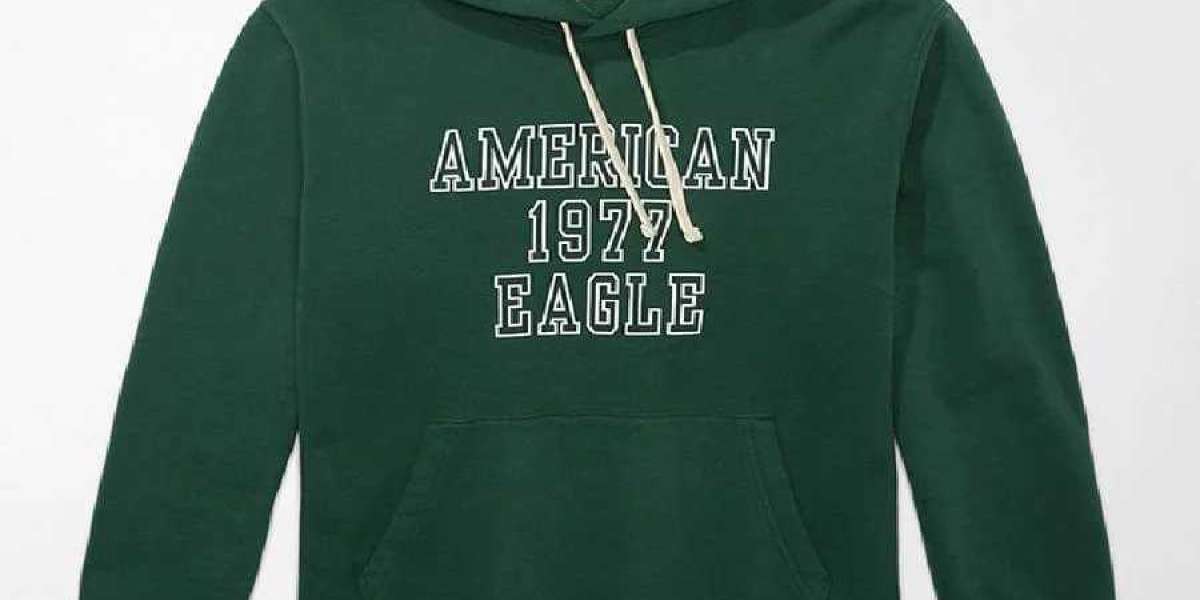 Embrace the Y2K Vibe with a Vintage Eagle Hoodie