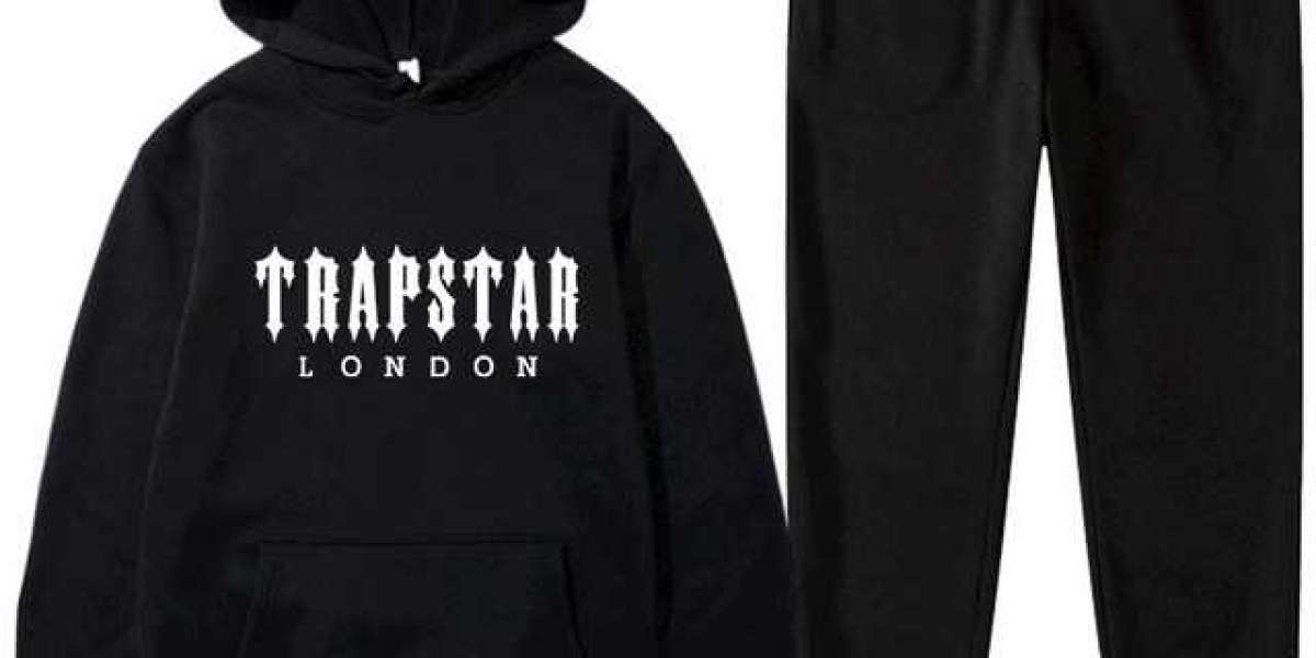 Trapstar Tracksuit: A Symbol of Luxury in Street Fashion